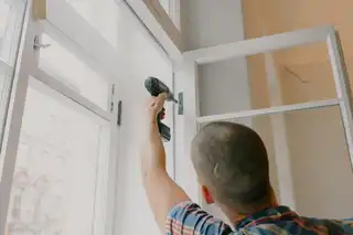 Про нас